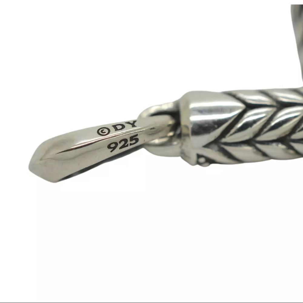 David Yurman 925 Silver Chevron Black Pave Diamonds Sculpted Cross Pendant - Picture 5 of 6